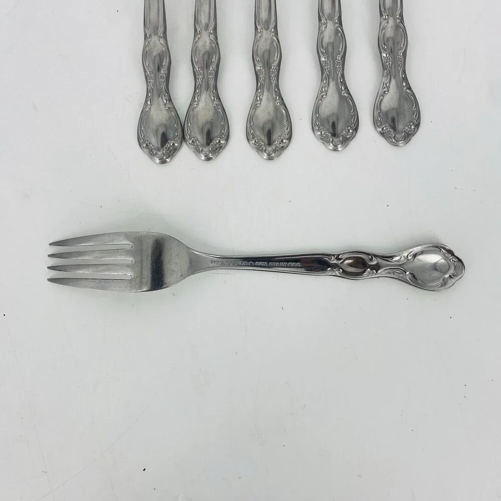 6 WM Rogers Sons Royal Manor Stainless Dinner Forks Ornate Vintage Flatwear Set